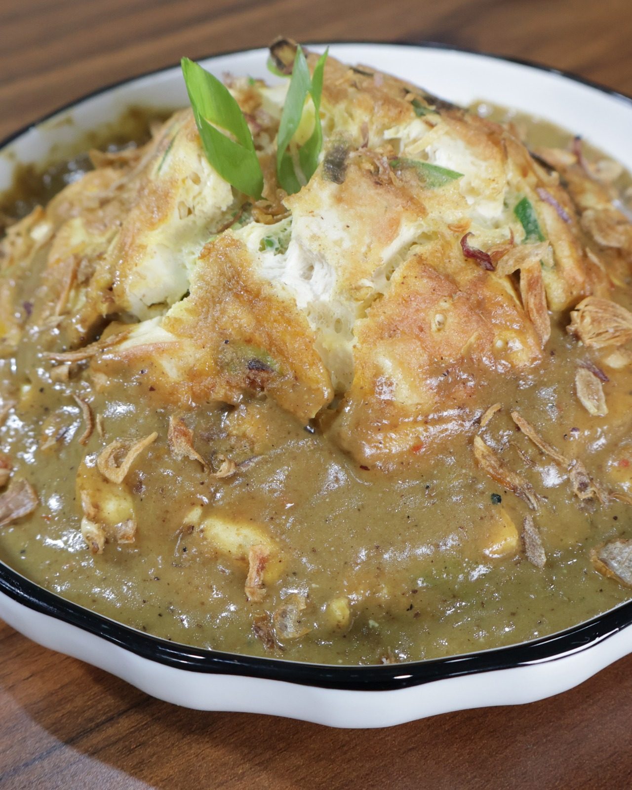 Tahu Telur Kuah Rendang